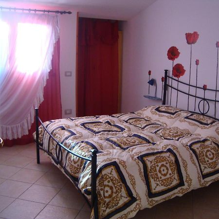 Апартаменты Casa Girasole Кастельсардо Экстерьер фото
