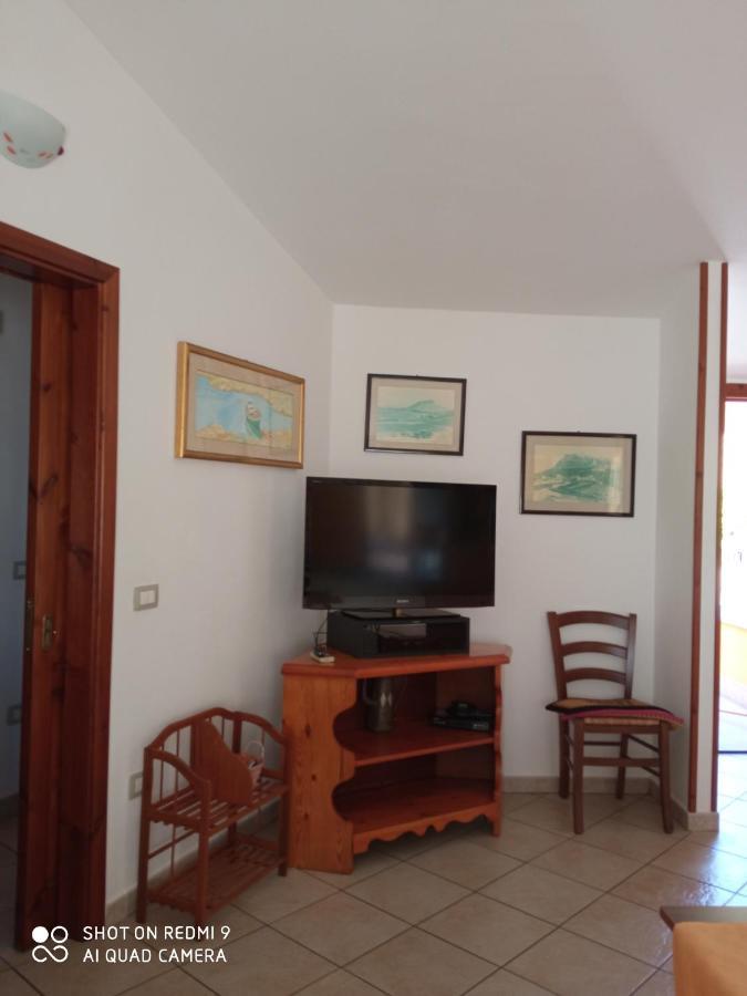 Апартаменты Casa Girasole Кастельсардо Экстерьер фото