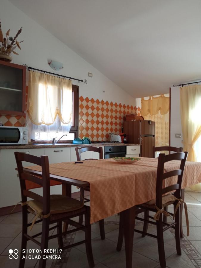 Апартаменты Casa Girasole Кастельсардо Экстерьер фото