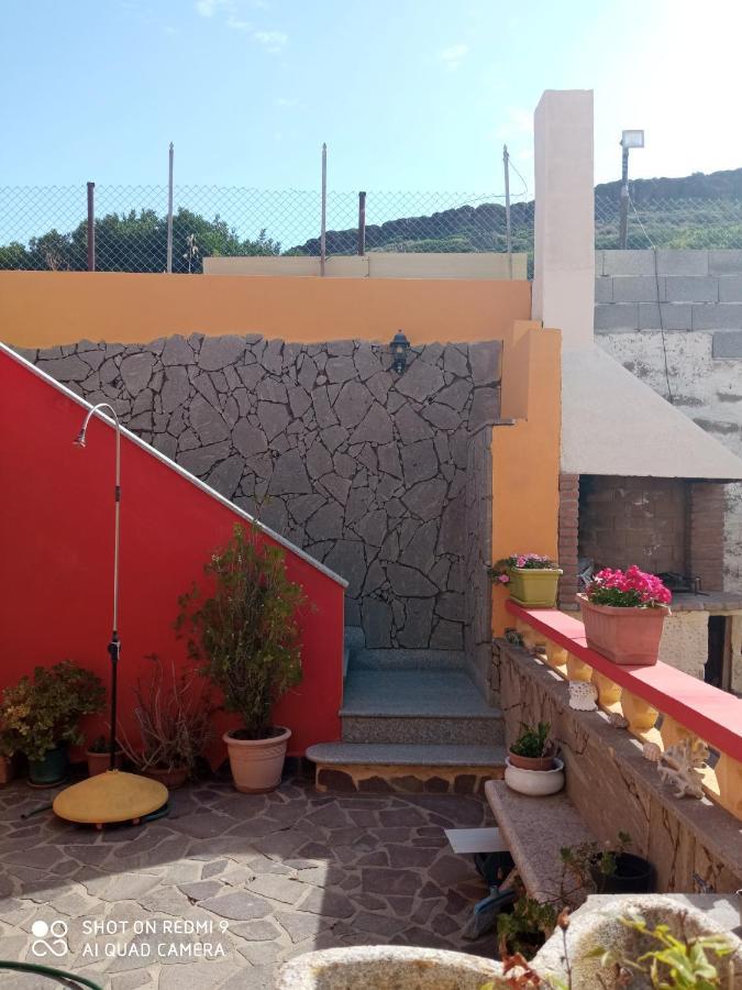 Апартаменты Casa Girasole Кастельсардо Экстерьер фото